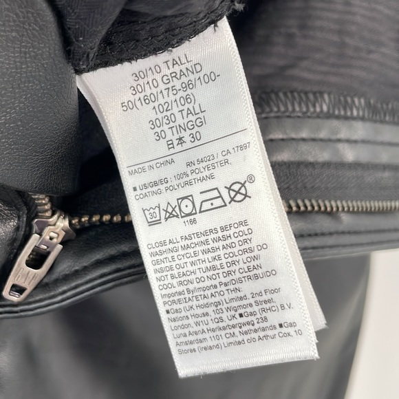 GAP - Faux Leather - Vintage Slim High Rise Pants - 30tall. Excellent condition - Picture 7 of 8